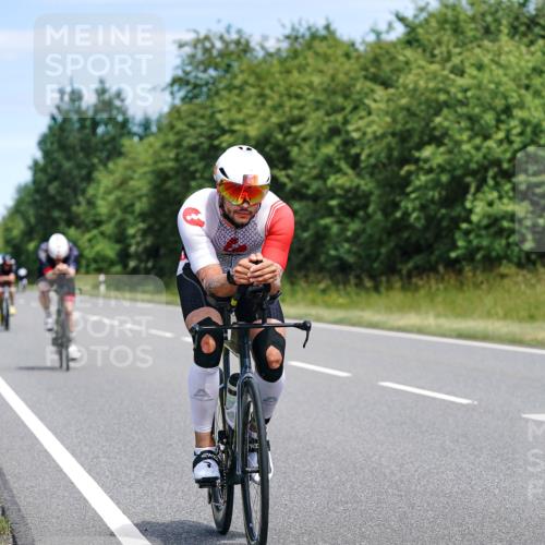 21.06.2026 - Viking Triathlon Michael Burmester http://msf.ph/oto/9876012 21.06.2026 12:54:09 Radfahren 107, 154, 220, 286, 296, 314, 376, 414, 560, 574, 625 meine-sportfotos.de