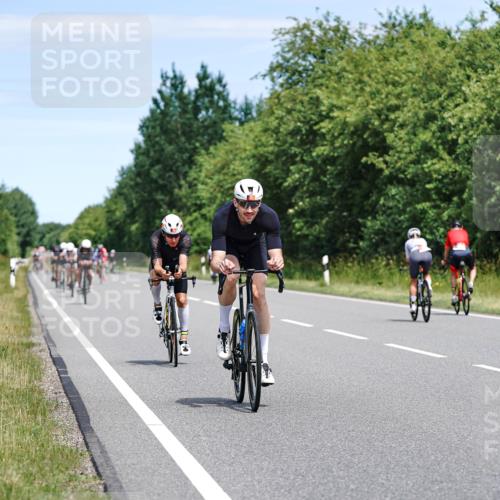 21.06.2026 - Viking Triathlon Michael Burmester http://msf.ph/oto/9876060 21.06.2026 12:54:15 Radfahren 107, 154, 220, 296, 340, 376, 414, 560, 574, 625 meine-sportfotos.de