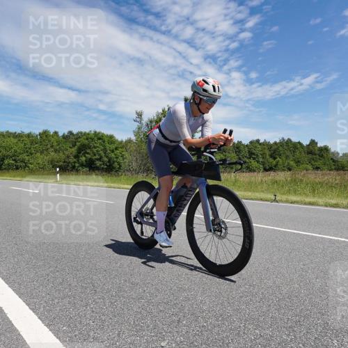 21.06.2026 - Viking Triathlon Michael Burmester http://msf.ph/oto/9876177 21.06.2026 13:18:54 Radfahren 305, 344, 463 meine-sportfotos.de