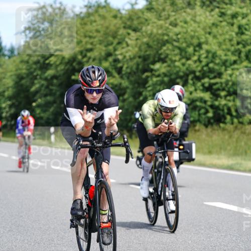21.06.2026 - Viking Triathlon Michael Burmester http://msf.ph/oto/9876179 21.06.2026 12:54:22 Radfahren 154, 220, 289, 296, 340, 376, 625 meine-sportfotos.de
