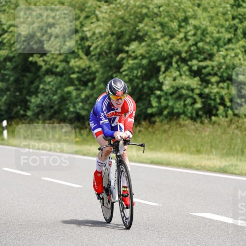 21.06.2026 - Viking Triathlon Michael Burmester http://msf.ph/oto/9876184 21.06.2026 12:54:24 Radfahren 154, 220, 289, 340, 625 meine-sportfotos.de