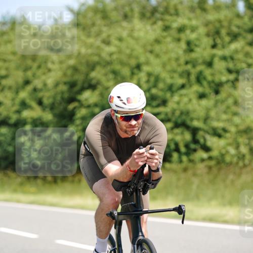 21.06.2026 - Viking Triathlon Michael Burmester http://msf.ph/oto/9876236 21.06.2026 12:54:36 Radfahren 289, 331, 340, 658, 663 meine-sportfotos.de