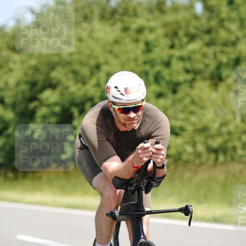 21.06.2026 - Viking Triathlon Michael Burmester http://msf.ph/oto/9876243 21.06.2026 12:54:36 Radfahren 289, 331, 340, 658, 663 meine-sportfotos.de