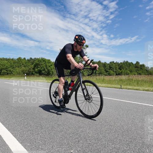 21.06.2026 - Viking Triathlon Michael Burmester http://msf.ph/oto/9876253 21.06.2026 13:20:44 Radfahren 237, 617 meine-sportfotos.de