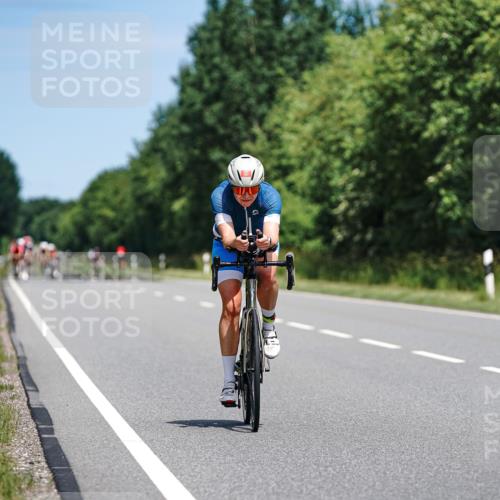 21.06.2026 - Viking Triathlon Michael Burmester http://msf.ph/oto/9876255 21.06.2026 12:54:46 Radfahren 45, 188, 241, 282, 327, 331, 386, 495, 578, 658, 663 meine-sportfotos.de