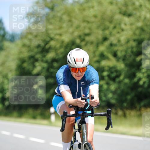 21.06.2026 - Viking Triathlon Michael Burmester http://msf.ph/oto/9876260 21.06.2026 12:54:47 Radfahren 45, 188, 241, 282, 327, 331, 386, 495, 578, 658, 663 meine-sportfotos.de