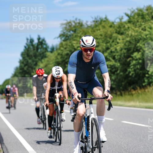 21.06.2026 - Viking Triathlon Michael Burmester http://msf.ph/oto/9876310 21.06.2026 12:55:01 Radfahren 45, 188, 241, 282, 327, 386, 495, 541, 578, 658 meine-sportfotos.de