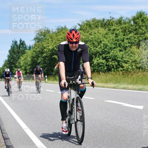 21.06.2026 - Viking Triathlon Michael Burmester http://msf.ph/oto/9876334 21.06.2026 12:55:02 Radfahren 45, 116, 188, 241, 282, 327, 386, 495, 541, 578, 658 meine-sportfotos.de