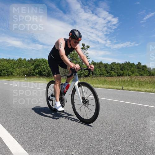 21.06.2026 - Viking Triathlon Michael Burmester http://msf.ph/oto/9876336 21.06.2026 13:24:19 Radfahren 282, 331, 658 meine-sportfotos.de