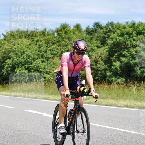 21.06.2026 - Viking Triathlon Michael Burmester http://msf.ph/oto/9876378 21.06.2026 12:55:05 Radfahren 45, 111, 116, 188, 241, 282, 327, 344, 386, 495, 541, 578 meine-sportfotos.de