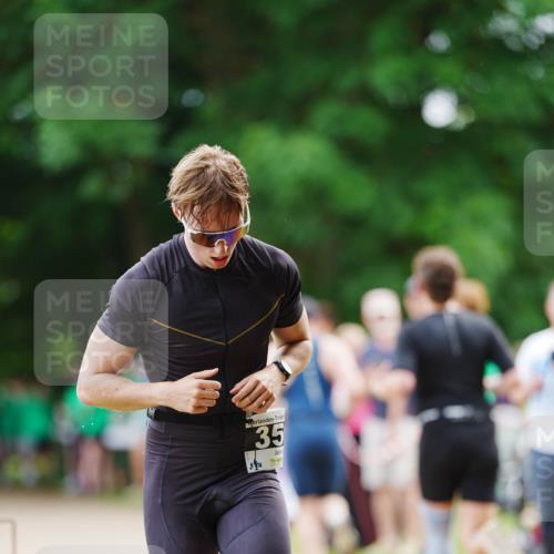 21.06.2026 - 29. Vierlanden-Triathlon LAZAROV Photography http://msf.ph/oto/9876390 21.06.2026 10:43:49 Laufen 35, 14 meine-sportfotos.de