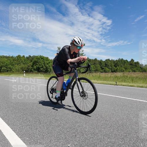 21.06.2026 - Viking Triathlon Michael Burmester http://msf.ph/oto/9876399 21.06.2026 13:25:14 Radfahren 247, 314, 646 meine-sportfotos.de