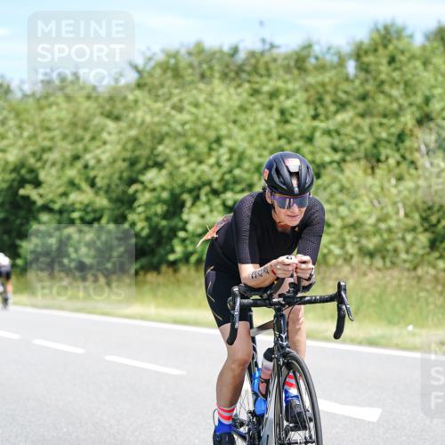 21.06.2026 - Viking Triathlon Michael Burmester http://msf.ph/oto/9876409 21.06.2026 12:55:22 Radfahren 111, 116, 344, 541 meine-sportfotos.de
