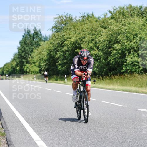 21.06.2026 - Viking Triathlon Michael Burmester http://msf.ph/oto/9876428 21.06.2026 12:55:25 Radfahren 111, 116, 344 meine-sportfotos.de