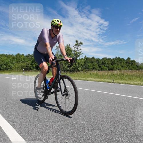 21.06.2026 - Viking Triathlon Michael Burmester http://msf.ph/oto/9876431 21.06.2026 13:25:59 Radfahren  meine-sportfotos.de