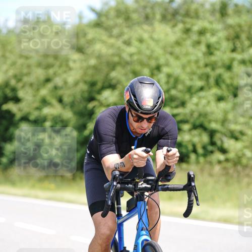 21.06.2026 - Viking Triathlon Michael Burmester http://msf.ph/oto/9876515 21.06.2026 12:56:02 Radfahren 56, 56, 172, 206, 287, 485, 567 meine-sportfotos.de
