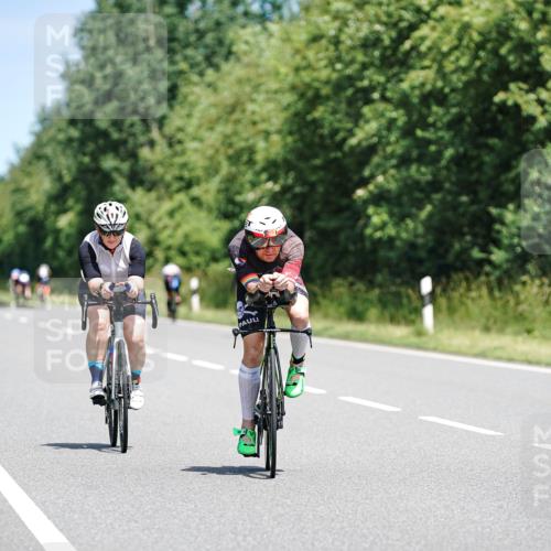 21.06.2026 - Viking Triathlon Michael Burmester http://msf.ph/oto/9876534 21.06.2026 12:56:05 Radfahren 33, 56, 56, 172, 206, 287 meine-sportfotos.de