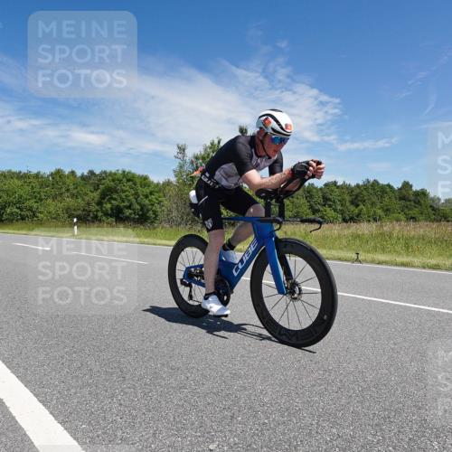 21.06.2026 - Viking Triathlon Michael Burmester http://msf.ph/oto/9876569 21.06.2026 13:30:19 Radfahren 138, 174 meine-sportfotos.de