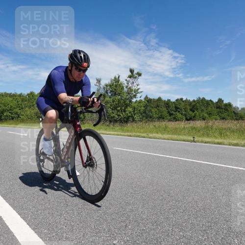 21.06.2026 - Viking Triathlon Michael Burmester http://msf.ph/oto/9876601 21.06.2026 13:30:49 Radfahren  meine-sportfotos.de