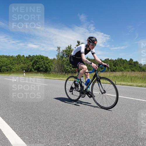 21.06.2026 - Viking Triathlon Michael Burmester http://msf.ph/oto/9876638 21.06.2026 13:32:30 Radfahren  meine-sportfotos.de
