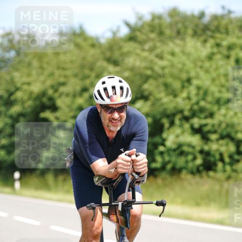21.06.2026 - Viking Triathlon Michael Burmester http://msf.ph/oto/9876652 21.06.2026 12:56:25 Radfahren 33, 113, 137, 255, 287, 357, 489 meine-sportfotos.de