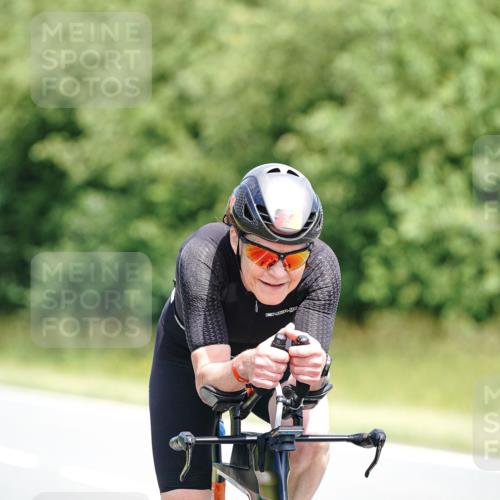 21.06.2026 - Viking Triathlon Michael Burmester http://msf.ph/oto/9876674 21.06.2026 12:56:30 Radfahren 33, 113, 137, 255, 357, 489 meine-sportfotos.de