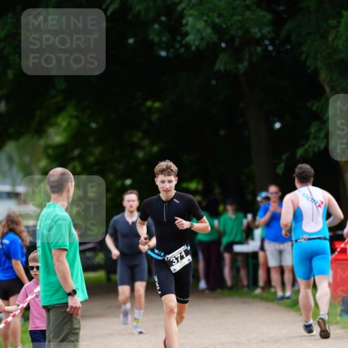 21.06.2026 - 29. Vierlanden-Triathlon LAZAROV Photography http://msf.ph/oto/9876680 21.06.2026 10:47:23 Laufen 282, 371 meine-sportfotos.de