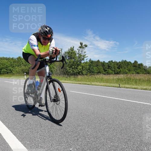 21.06.2026 - Viking Triathlon Michael Burmester http://msf.ph/oto/9876748 21.06.2026 13:37:43 Radfahren 439 meine-sportfotos.de