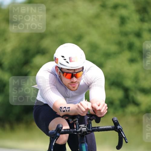 21.06.2026 - Viking Triathlon Michael Burmester http://msf.ph/oto/9876753 21.06.2026 12:57:27 Radfahren 77, 85, 93, 141, 199, 212, 245, 274, 315, 362, 393, 403, 427, 492, 497 meine-sportfotos.de