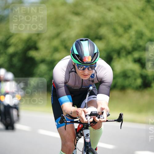 21.06.2026 - Viking Triathlon Michael Burmester http://msf.ph/oto/9876831 21.06.2026 12:57:38 Radfahren 77, 77, 85, 88, 93, 141, 199, 274, 304, 315, 393, 492, 497, 513, 571 meine-sportfotos.de