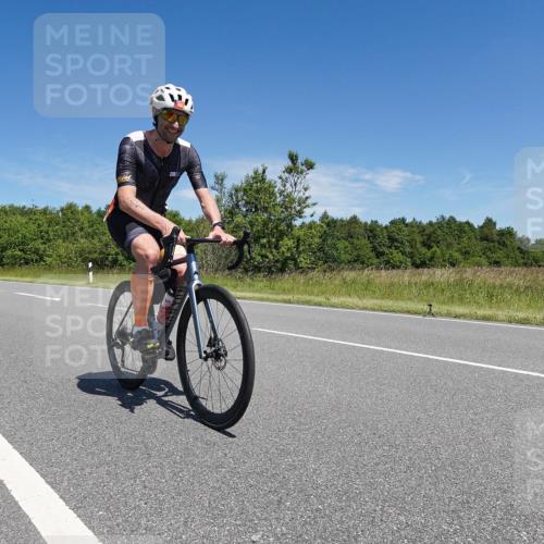 21.06.2026 - Viking Triathlon Michael Burmester http://msf.ph/oto/9876891 21.06.2026 13:46:17 Radfahren 401 meine-sportfotos.de
