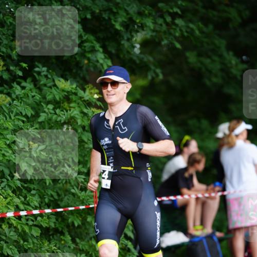 21.06.2026 - 29. Vierlanden-Triathlon LAZAROV Photography http://msf.ph/oto/9876926 21.06.2026 10:50:09 Laufen 64 meine-sportfotos.de