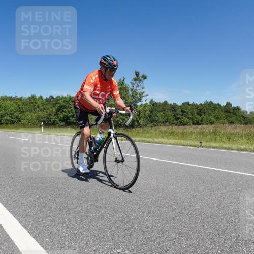 21.06.2026 - Viking Triathlon Michael Burmester http://msf.ph/oto/9876955 21.06.2026 13:59:27 Radfahren  meine-sportfotos.de