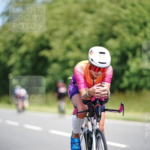 21.06.2026 - Viking Triathlon Michael Burmester http://msf.ph/oto/9876966 21.06.2026 12:58:09 Radfahren 96, 303, 562, 571, 601, 646 meine-sportfotos.de