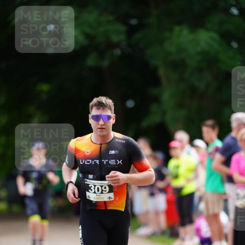 21.06.2026 - 29. Vierlanden-Triathlon LAZAROV Photography http://msf.ph/oto/9876978 21.06.2026 10:50:49 Laufen 38, 3, 309, 908 meine-sportfotos.de