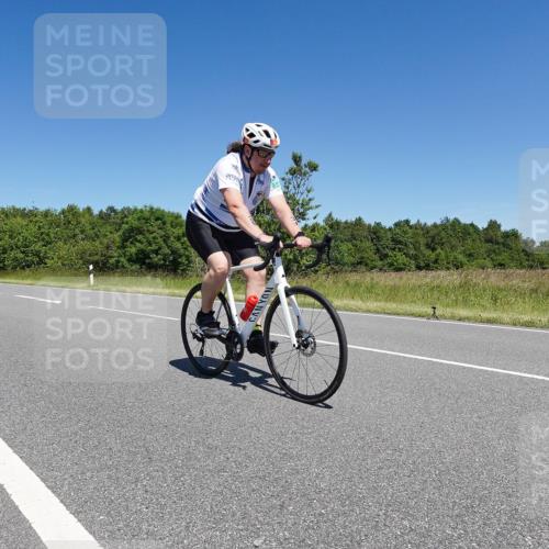 21.06.2026 - Viking Triathlon Michael Burmester http://msf.ph/oto/9877017 21.06.2026 14:19:55 Radfahren 39 meine-sportfotos.de