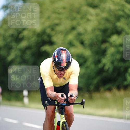 21.06.2026 - Viking Triathlon Michael Burmester http://msf.ph/oto/9877049 21.06.2026 12:58:46 Radfahren 60, 127, 298, 450, 528, 557 meine-sportfotos.de