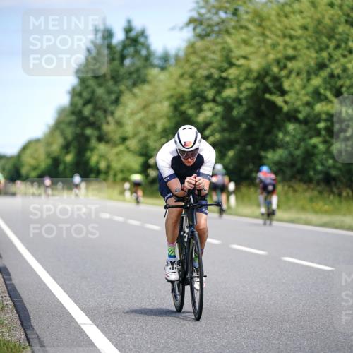 21.06.2026 - Viking Triathlon Michael Burmester http://msf.ph/oto/9877147 21.06.2026 12:59:25 Radfahren 493, 640 meine-sportfotos.de