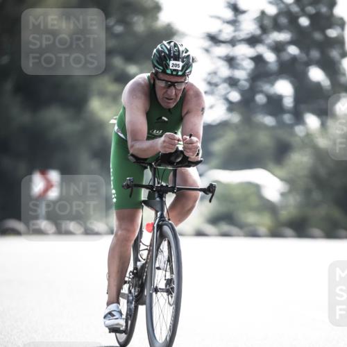 21.06.2026 - 29. Vierlanden-Triathlon H.Heesch http://msf.ph/oto/9877171 21.06.2026 09:02:24 Radfahren 205 meine-sportfotos.de