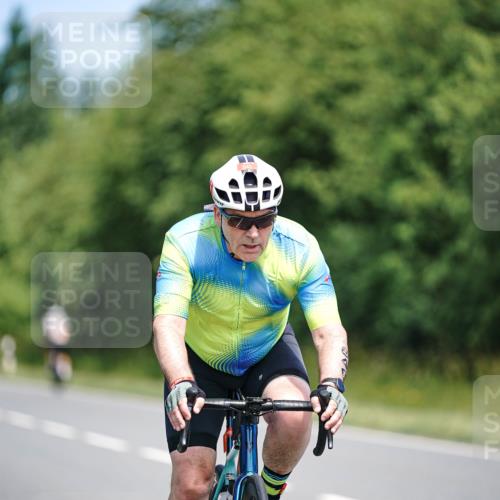 21.06.2026 - Viking Triathlon Michael Burmester http://msf.ph/oto/9877173 21.06.2026 12:59:35 Radfahren 337, 640 meine-sportfotos.de