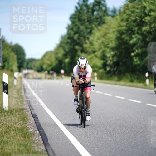 21.06.2026 - Viking Triathlon Michael Burmester http://msf.ph/oto/9877196 21.06.2026 12:59:47 Radfahren 185, 337, 378 meine-sportfotos.de