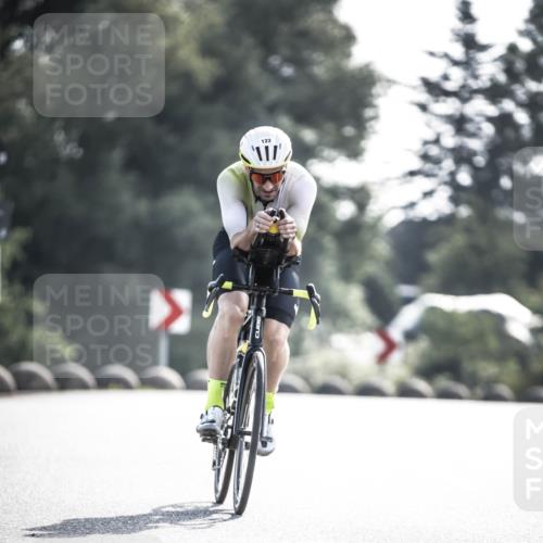 21.06.2026 - 29. Vierlanden-Triathlon H.Heesch http://msf.ph/oto/9877258 21.06.2026 09:02:44 Radfahren 122, 195 meine-sportfotos.de
