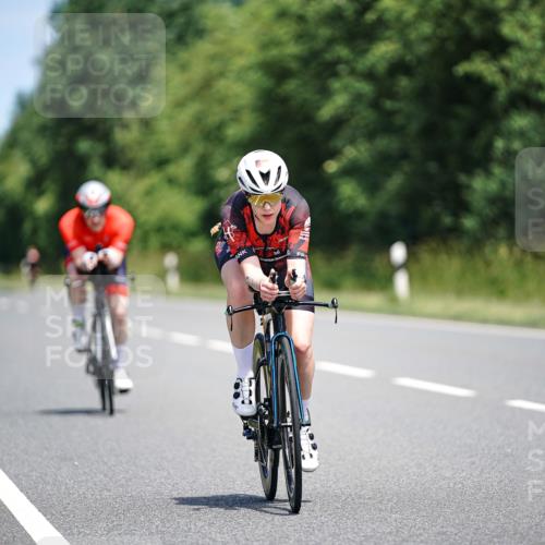21.06.2026 - Viking Triathlon Michael Burmester http://msf.ph/oto/9877275 21.06.2026 13:00:30 Radfahren 363, 458, 539 meine-sportfotos.de