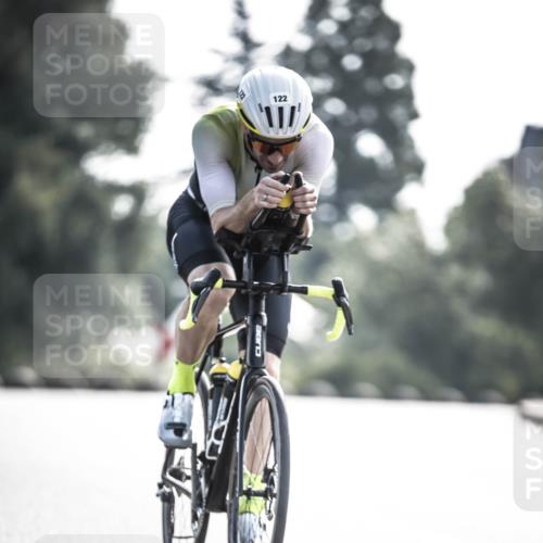 21.06.2026 - 29. Vierlanden-Triathlon H.Heesch http://msf.ph/oto/9877288 21.06.2026 09:02:45 Radfahren 122, 195 meine-sportfotos.de