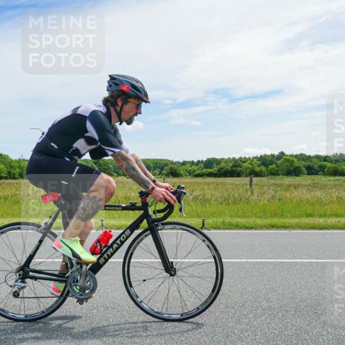 21.06.2026 - Viking Triathlon Michael Burmester http://msf.ph/oto/9877341 21.06.2026 12:03:17 Radfahren 65, 74, 102, 103, 161, 176, 238, 270, 271, 271, 426, 569, 631 meine-sportfotos.de