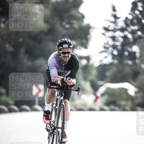 21.06.2026 - 29. Vierlanden-Triathlon H.Heesch http://msf.ph/oto/9877410 21.06.2026 09:03:11 Radfahren 167, 171 meine-sportfotos.de