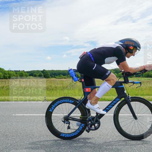 21.06.2026 - Viking Triathlon Michael Burmester http://msf.ph/oto/9877432 21.06.2026 12:05:05 Radfahren 83, 98, 142, 380, 467, 542, 642, 645, 669 meine-sportfotos.de