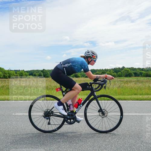21.06.2026 - Viking Triathlon Michael Burmester http://msf.ph/oto/9877439 21.06.2026 12:05:08 Radfahren 83, 98, 142, 304, 380, 542, 642, 645, 669 meine-sportfotos.de