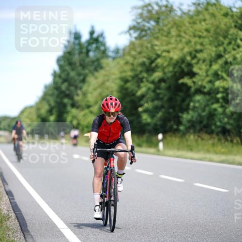 21.06.2026 - Viking Triathlon Michael Burmester http://msf.ph/oto/9877453 21.06.2026 13:01:00 Radfahren 138, 283, 377, 416, 511, 515, 521, 529, 542, 664 meine-sportfotos.de