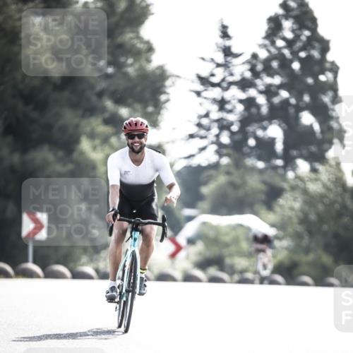 21.06.2026 - 29. Vierlanden-Triathlon H.Heesch http://msf.ph/oto/9877463 21.06.2026 09:03:36 Radfahren 33 meine-sportfotos.de